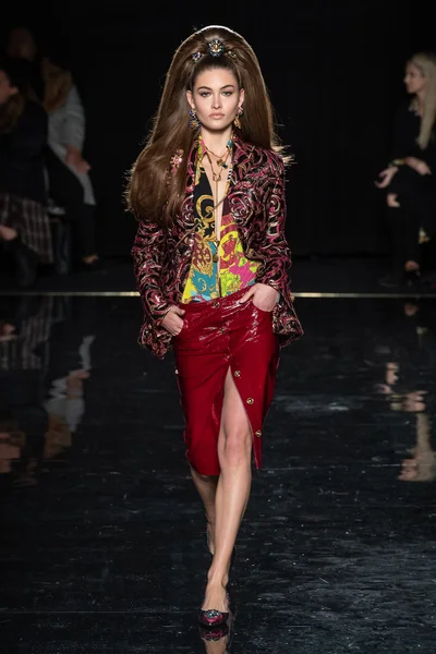 Look 38